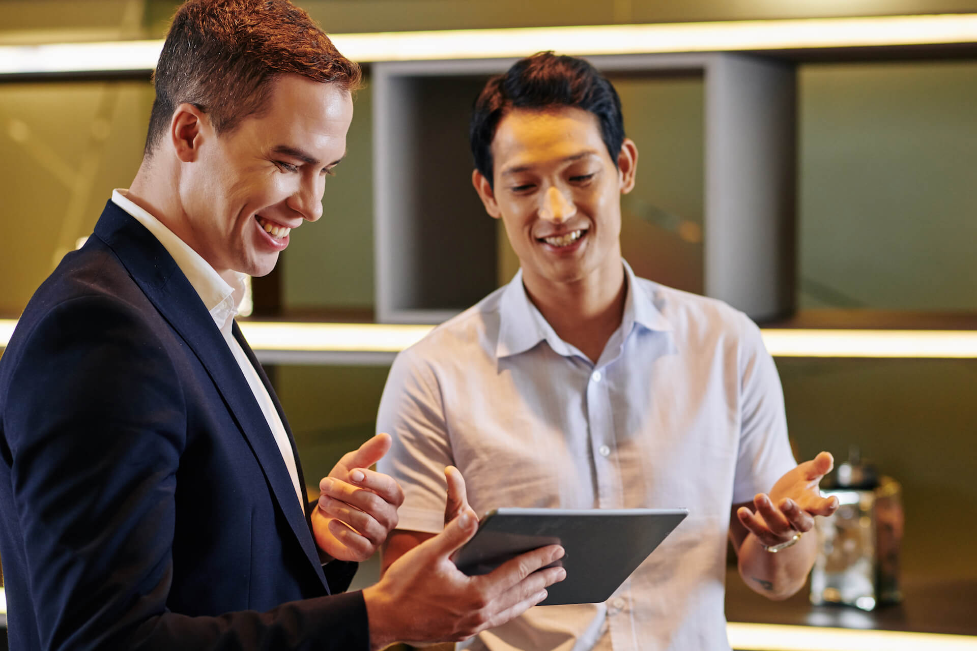 coworkers-discussing-mobile-app-2021-08-30-02-34-56-utc.jpg coworkers-discussing-mobile-app-2021-08-30-02-34-56-utc.jpg